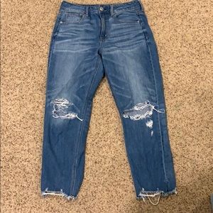 American Eagle Mom Jeans